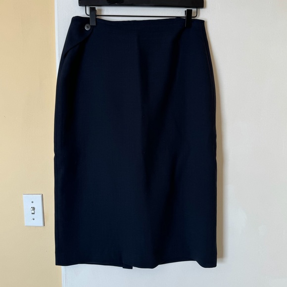 GIORGIO ARMANI skirt - size 44 (8 US) - EUC - Picture 1 of 2